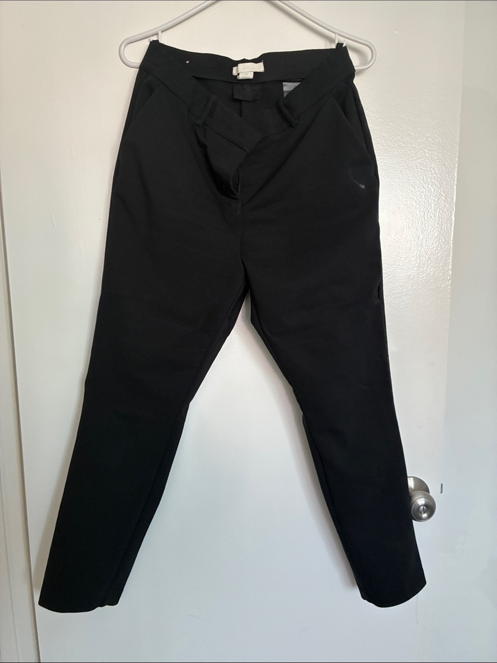 H&M MWomen's Black Tapered Pants